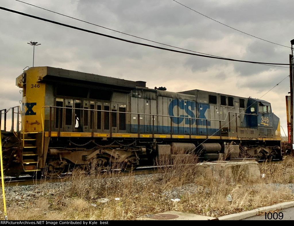 CSX 346 on I009 